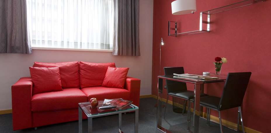 Aparthotel Atenea Barcelona - 