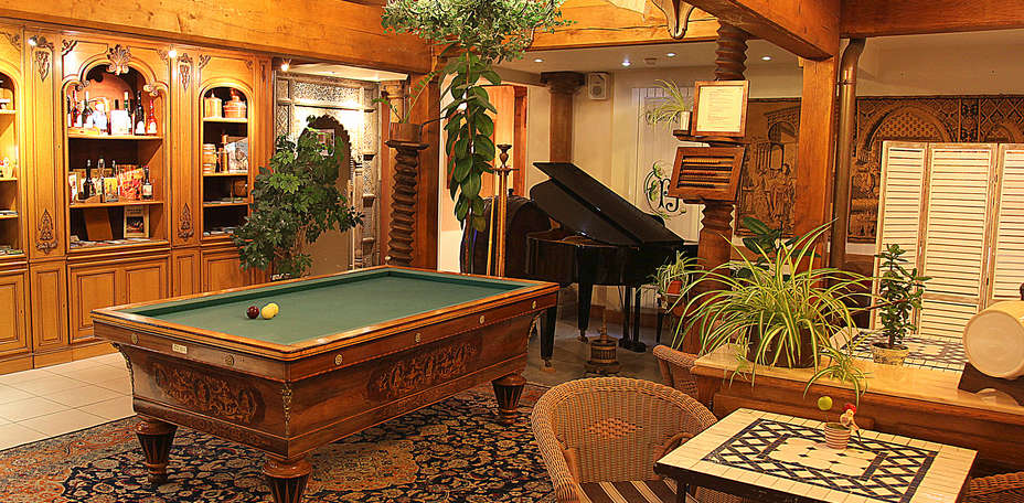 Hôtel le Lion d'Or - Salle de billard