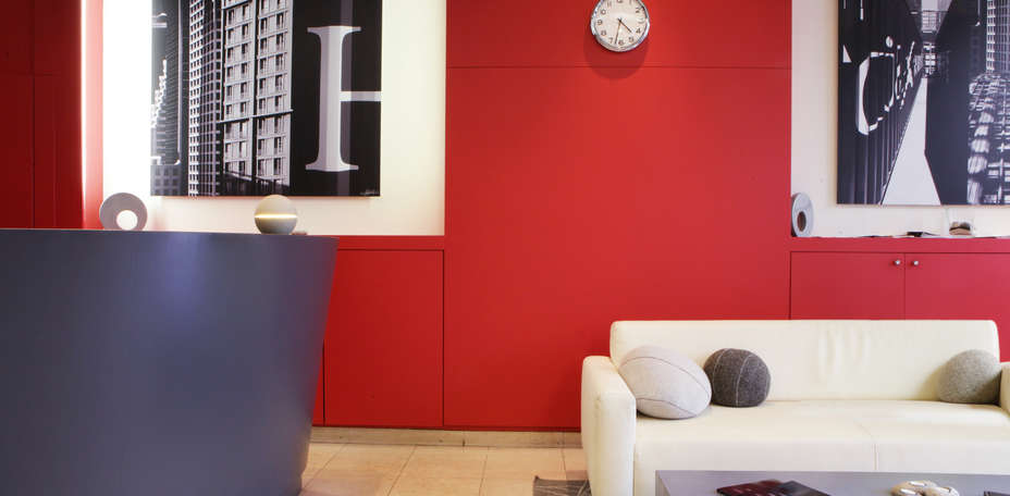 Best Western Arthotel - Réception oeuvre d'art
