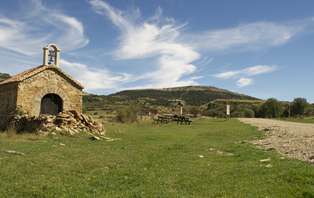 Escapada Romántica con Aventura en la Sierra de Gúdar