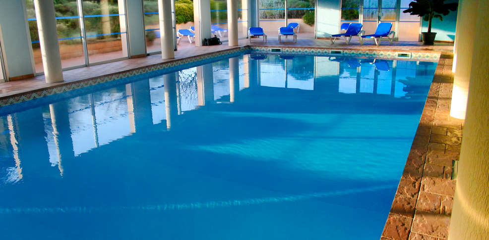 Hotel Pyrenees Piscine Interieure Hotel Pyrenees Piscine Interieure