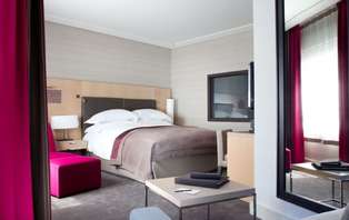 Offre Spéciale : Week-end romantique en junior suite dans un hôtel 5 étoiles à Paris