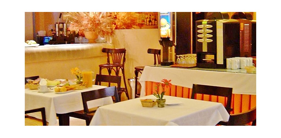 HOTEL LARIS hotel laris:
