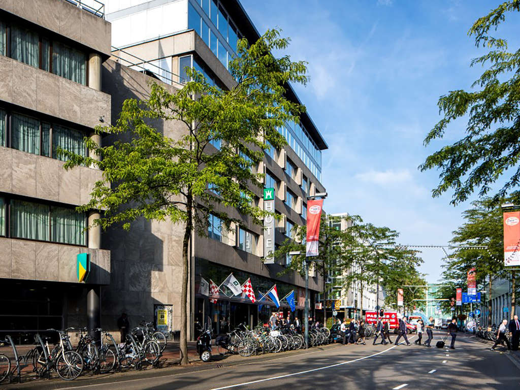 Réveillez-vous au coeur d'Eindhoven - 4* - 5