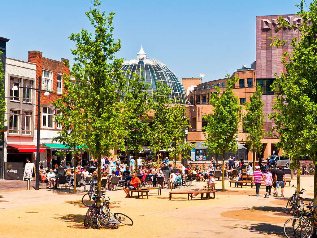 Réveillez-vous au coeur d'Eindhoven - 4* - 1