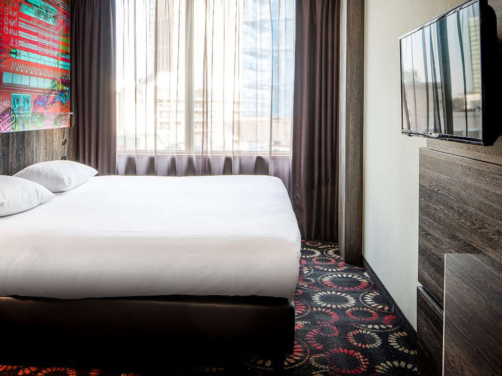 Réveillez-vous au coeur d'Eindhoven - 4* - 10