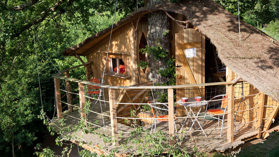 Sejour insolite dans une cabane avec diner pres de Poitiers