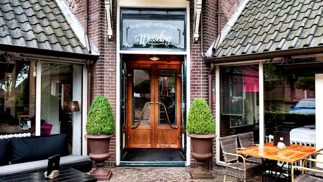 Culinaire minivakantie met rondvaart door Giethoorn vanaf nachten
