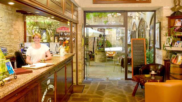 Hostellerie du Vieux Cordes