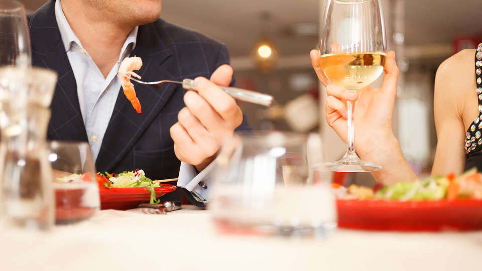 Postillion Hotel Amersfoort Veluwemeer - EDIT_DINER.jpg