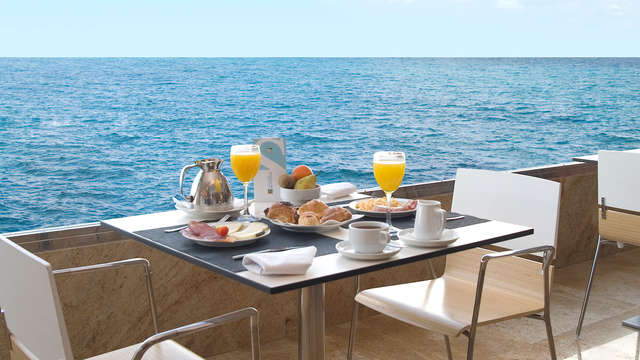 Escapada Relax en Alicante con vistas increíbles y circuito de hidroterapia