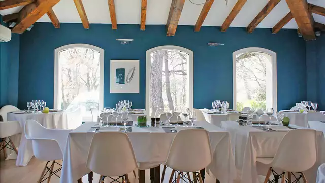 Fin de semana gourmet con cena en habitación Confort a los pies del monte Ventoux