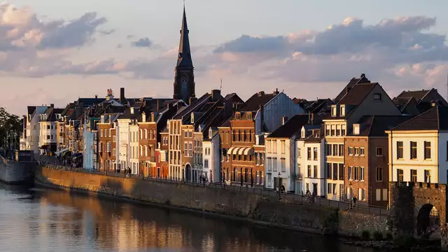 Céntrico Maastricht con un excelente y abundante desayuno