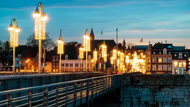 Verblijf in hartje Maastricht inclusief Wine hour en upgrade!