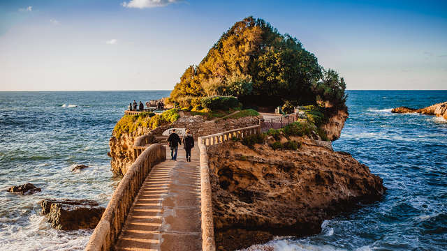 Siente la brisa marina en el corazón de Biarritz