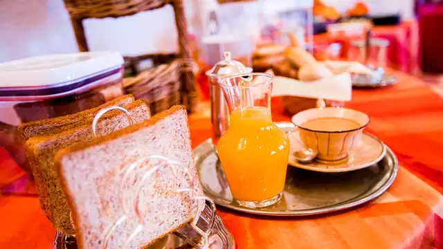 Week-end avec petit-dejeuner inclu a Riom