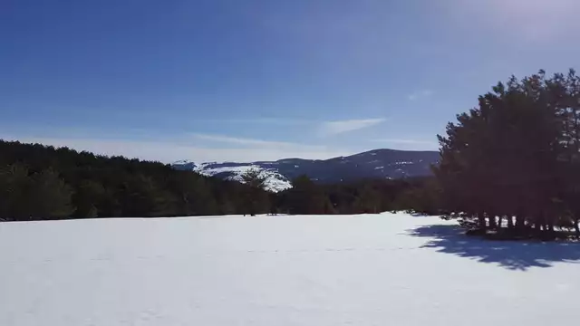 Escapada Aventura Total: disfruta de ruta en quad y alquiler de bici en Aragón