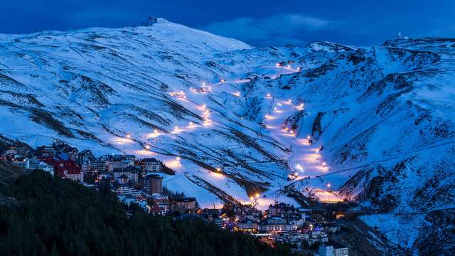 Offerta Weekendesk: quadrupla in mezza pensione nella Sierra Nevada