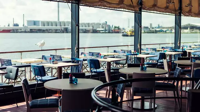 Descubre el puerto de Róterdam durante una maravillosa escapada urbana