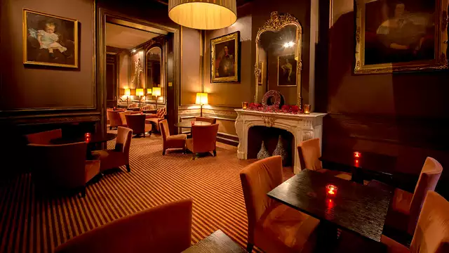 Lusso e benessere a Bruxelles con accesso a una maestosa spa privata