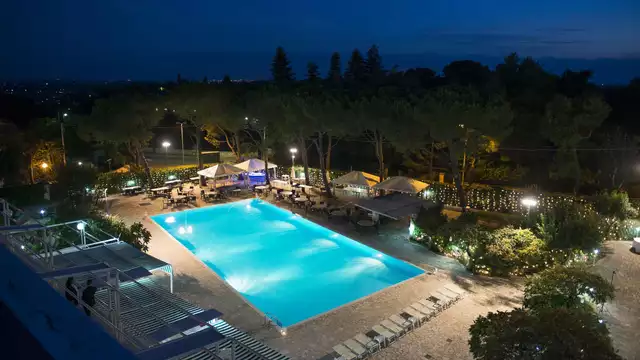 Elegancia y belleza en un oasis de verdor en el corazón de Apulia