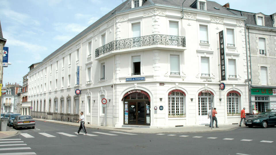Week-end de charme en chambre confort a Montlucon