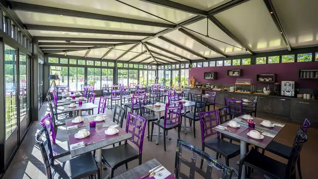 Estancia en Doué la Fontaine, con cena en el Bistrot de la Saulaie