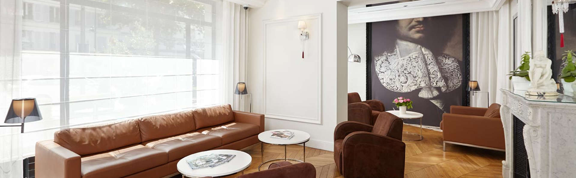 Séjour en Junior Suite à 10 min de la Tour Eiffel
