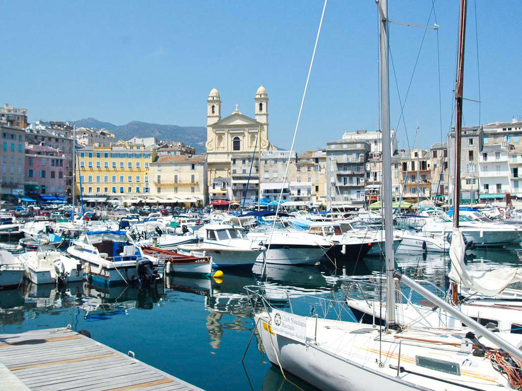 Week-end de charme en Corse - 3* - 12
