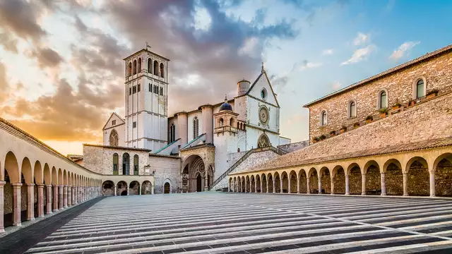 Soggiorno nel centro storico di Perugia con cena ed aperitivo inclusi