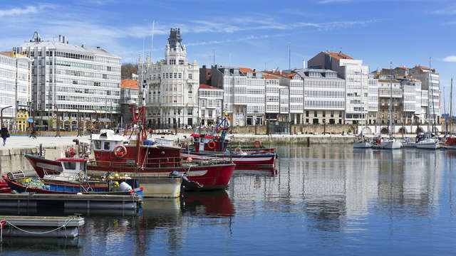 Conoce la maravillosa ciudad de A Coruña con cena incluida y descuento en noches extras