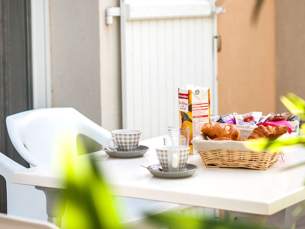 Séjour dans une maison pour 6 personnes à St-Cyprien, avec petit-déjeuner inclus - 3* - 11