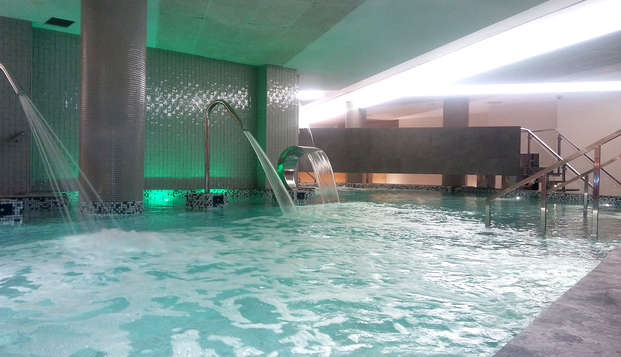 Circuito Spa Romántico: Escapada con acceso al Spa y Tratamiento en pareja en Ferrol