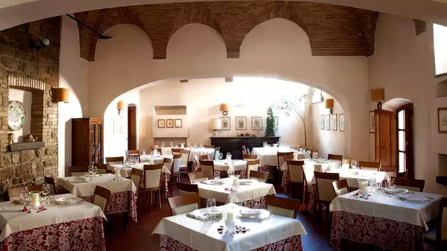 Savourez un délicieux dîner typique de Ombrie