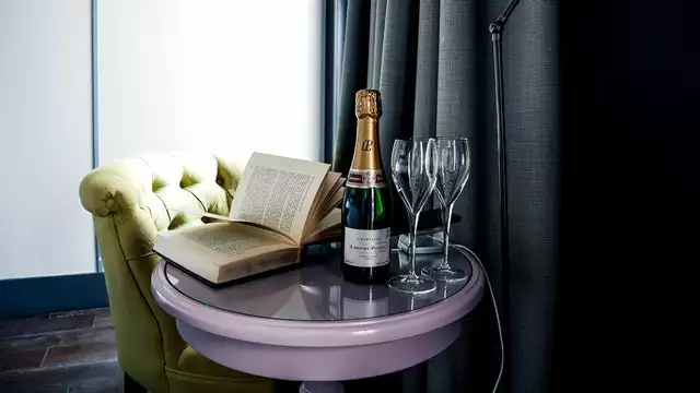 Week-end romantique avec bulles et Lovebox au cœur de Paris