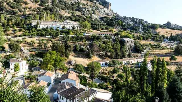 Hotel en pleno Parque Natural de la Sierra de Grazalema