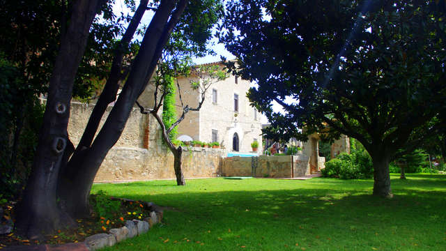 Disfruta de un fin de semana perfecto con una cena en Cabrera de Mar