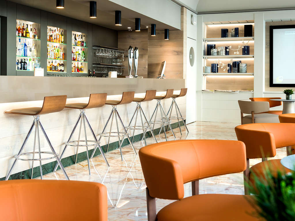 Une escapade pour les sens : accès à un spa, massage et dîner dans un hôtel design de Barcelone. - 4* - 6