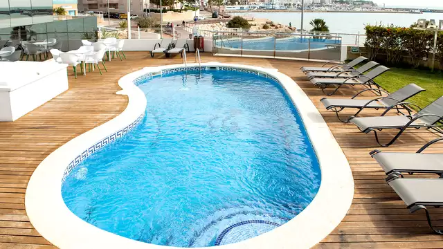 Escapada romántica con desayuno incluido en el Delta del Ebro
