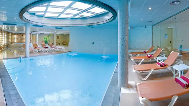 Profitez de vacances à Pineda de Mar avec petit-déjeuner inclus !