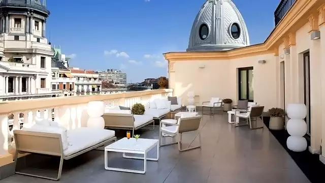 Escapada Top: Hotel 4* de diseño con desayuno y mejora de categoría situado entre Malasaña y Chueca
