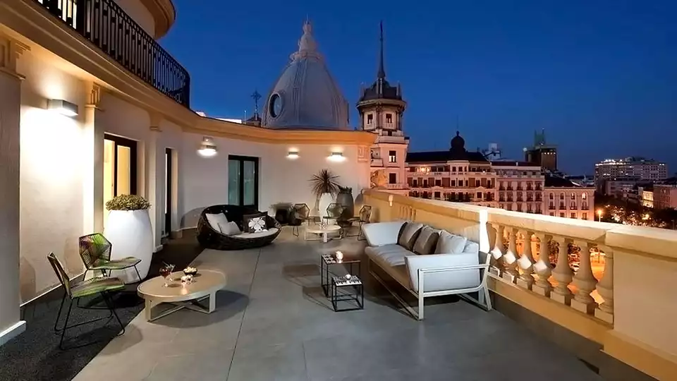 Sejournez dans le quartier de Salamanque a Madrid dans un hotel design avec petit dejeuner inclus