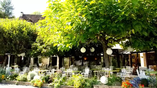 Escapada gourmet con cena gastronómica cerca de Rocamadour