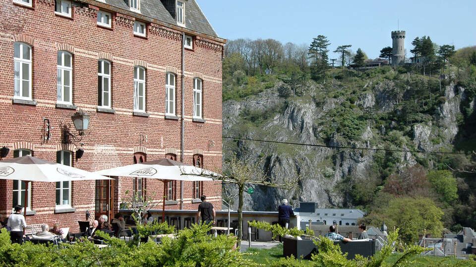 Karakteristiek verblijf in een voormalig klooster met prachtig uitzicht over Dinant