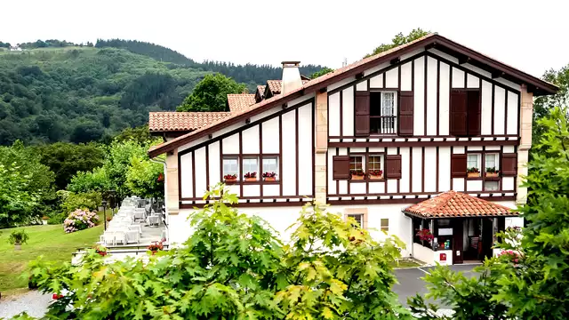 Cena en el corazón del País Vasco