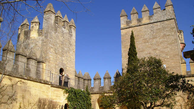 Affascinante hotel ai piedi del castello di Almodóvar del Rio
