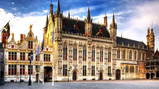 Ontdek de charme van Brugge vanaf het water