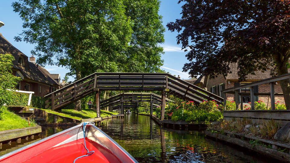 Culinaire minivakantie met rondvaart door Giethoorn vanaf nachten