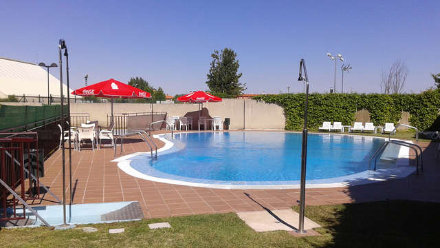 Escapada Romántica con desayuno, cava y parking próximo al centro de Salamanca