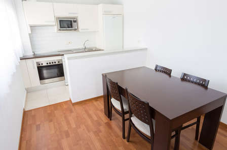 Studio avec parking gratuit et cuisine équipée près de Séville